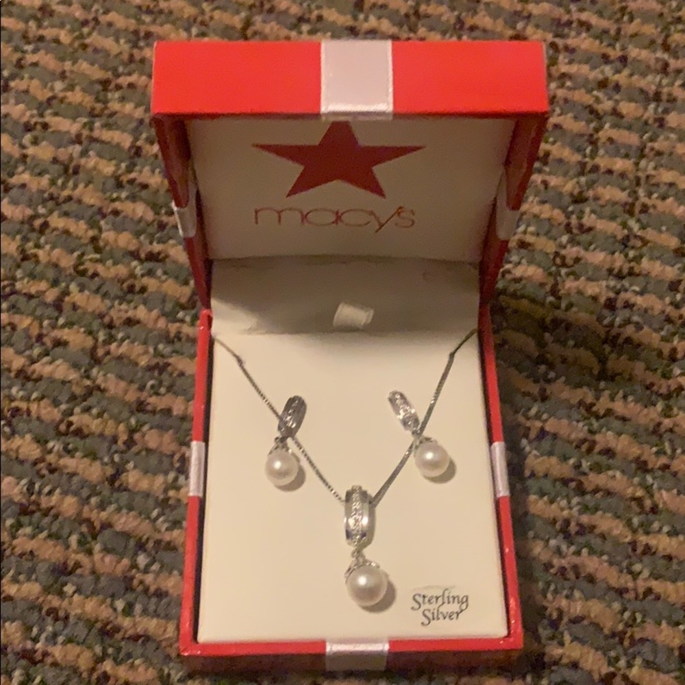 NWT Pearl opaque sterling silver earring necklace set